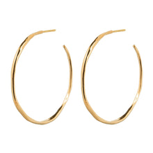 Load image into Gallery viewer, Wouters &amp; Hendrix - ESC00018 - organic shaped hoops - gold

