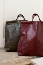 Load image into Gallery viewer, Bea Mombaers - B2918003R - shopper - red
