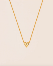 Load image into Gallery viewer, Wouters &amp; Hendrix - NSC063 - heart shaped pendant - gold
