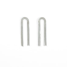 Load image into Gallery viewer, Martine Viergever - Earring - Arcade short - silver
